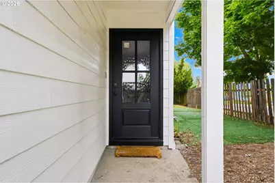 4945 SE Ogden St, Portland, OR 97206 - Photo 4
