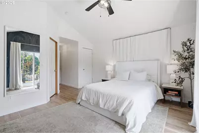 4945 SE Ogden St, Portland, OR 97206 - Photo 18