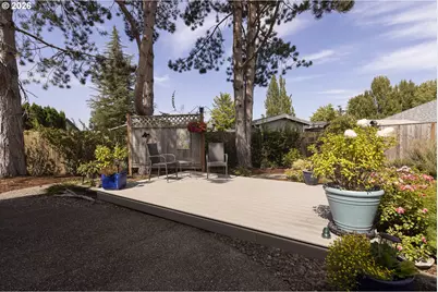 1941 SW Westvale Ct, McMinnville, OR 97128 - Photo 34
