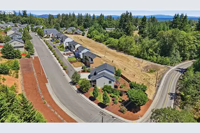 35580 Elk Meadows Dr, Saint Helens, OR 97051 - Photo 32