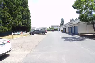 4792 Lancaster Dr NE, Salem, OR 97305 - Photo 2