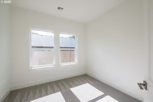 730 E Elmore St, Lebanon, OR 97355 - Photo 24