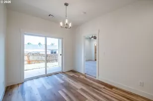 730 E Elmore St, Lebanon, OR 97355 - Photo 12