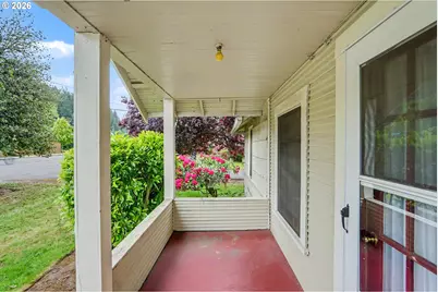 1148 S Water St, Silverton, OR 97381 - Photo 4