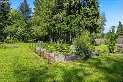 41895 Holden Creek Ln, Springfield, OR 97478 - Photo 36