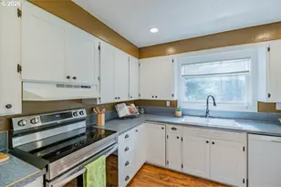 32816 Hartless Hill Ln, Philomath, OR 97370 - Photo 12