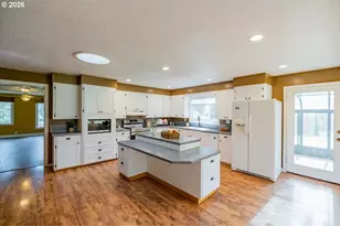 32816 Hartless Hill Ln, Philomath, OR 97370 - Photo 10
