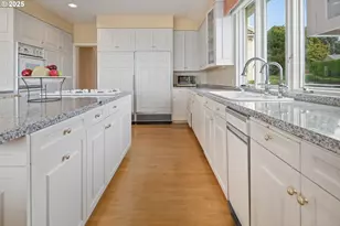 8703 SE Porter Cir, Vancouver, WA 98664 - Photo 22