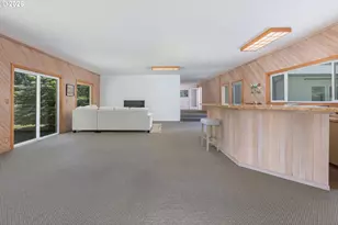 1375 NE Yaquina Heights Dr, Newport, OR 97365 - Photo 6
