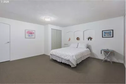1375 NE Yaquina Heights Dr, Newport, OR 97365 - Photo 24