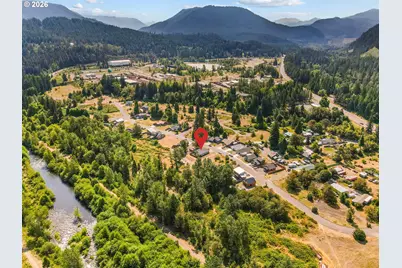 48393 Roaring Rapids Way, Oakridge, OR 97463 - Photo 4