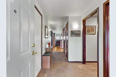 2217 NE 179th St, Ridgefield, WA 98642 - Photo 6