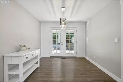 4755 NW Shaniko Ct, Portland, OR 97229 - Photo 6