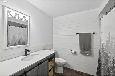 4755 NW Shaniko Ct, Portland, OR 97229 - Photo 22