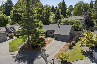 4755 NW Shaniko Ct, Portland, OR 97229 - Photo 2