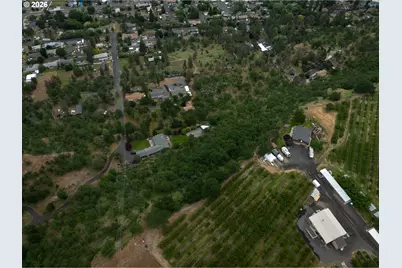 W 16th, The Dalles, OR 97058 - Photo 4