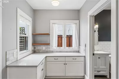 724 SE 27th Ave, Portland, OR 97214 - Photo 16