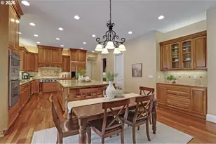 14564 NW Oak Shadow Ct, Portland, OR 97229 - Photo 10