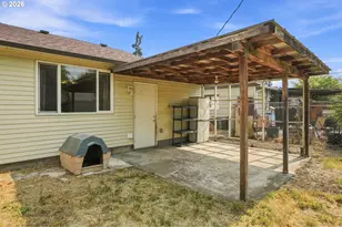 1219 Pleasant St, Springfield, OR 97477 - Photo 38
