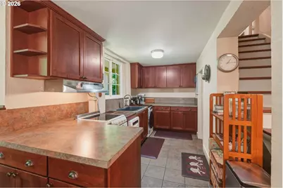 6835 SW 35th Ave, Portland, OR 97219 - Photo 24