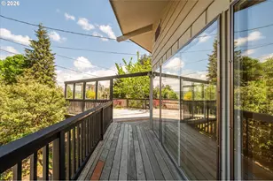 1045 Nutwood Ave, Coos Bay, OR 97420 - Photo 42