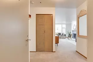 1730 S Harbor Way, Portland, OR 97201 - Photo 14