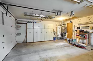 2096 Camellia Way, Woodburn, OR 97071 - Photo 24