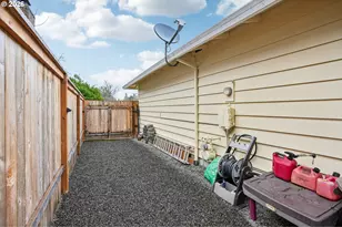 20080 SW Walquin Ct, Beaverton, OR 97078 - Photo 28