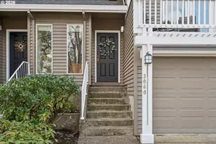 3060 Clubhouse Ct, West Linn, OR 97068 - Photo 2