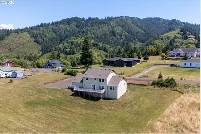 810 Marvin Rd, Tillamook, OR 97141 - Photo 4