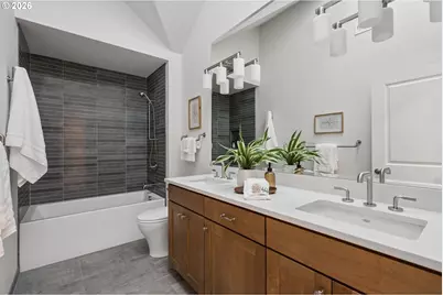 13401 SW Mountain Ridge Ct, Portland, OR 97224 - Photo 32