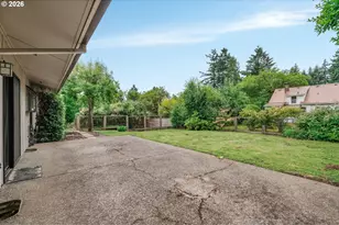 9245 SW 7th Ave, Portland, OR 97219 - Photo 28