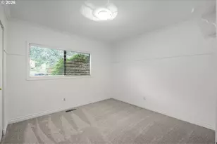9245 SW 7th Ave, Portland, OR 97219 - Photo 20