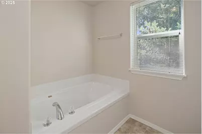 7307 NE Nelly St, Hillsboro, OR 97124 - Photo 26