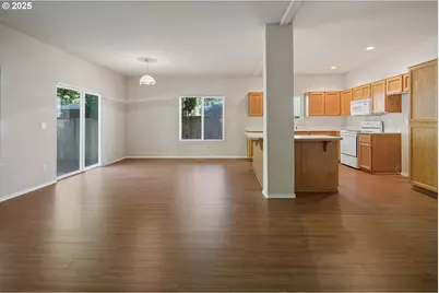 7307 NE Nelly St, Hillsboro, OR 97124 - Photo 8