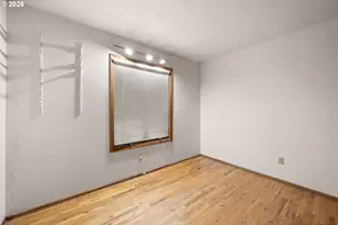 15727 SE Hawthorne Ct, Portland, OR 97233 - Photo 16