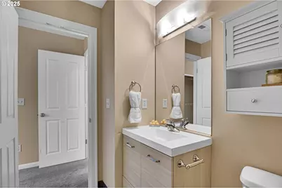 1209 NE 5th St #B, Gresham, OR 97030 - Photo 32