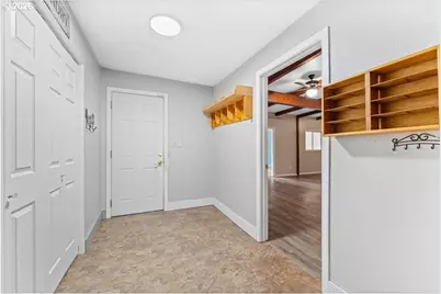 30703 NE Railroad Ave, Yacolt, WA 98675 - Photo 18