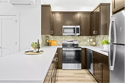 5473 N Fessenden St, Portland, OR 97203 - Photo 6