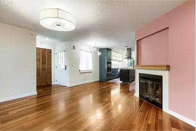 2805 NW Upshur St #J, Portland, OR 97210 - Photo 6