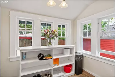 375 SE 23rd St, Salem, OR 97301 - Photo 30