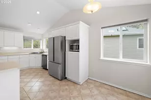 18029 Chickaree Dr, Oregon City, OR 97045 - Photo 22