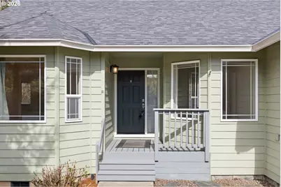 18029 Chickaree Dr, Oregon City, OR 97045 - Photo 4