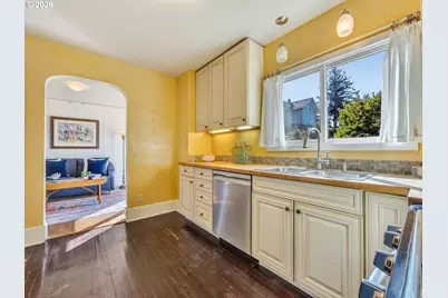 941 16th St, Astoria, OR 97103 - Photo 16