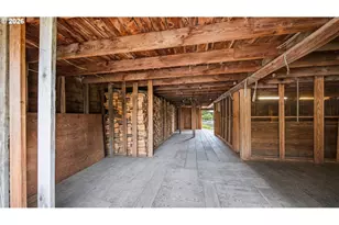 1736 Markham Rd, Hood River, OR 97031 - Photo 20