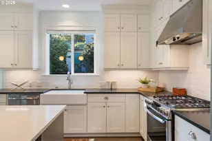 26 SE 69th Ave, Portland, OR 97215 - Photo 10