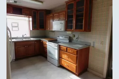 537 W 14th Ave, Eugene, OR 97401 - Photo 6