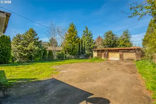 5845 SE Holgate Blvd, Portland, OR 97206 - Photo 2