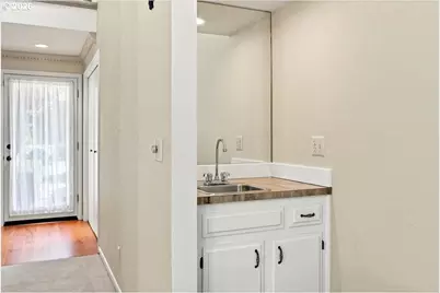 1157 Cayuse Cir SE, Salem, OR 97306 - Photo 6