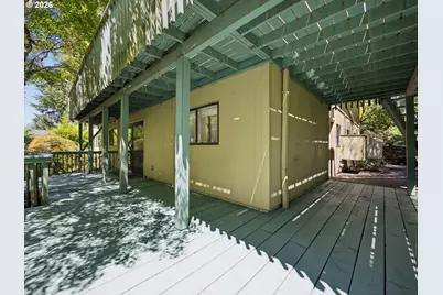 2950 SW Sunset Blvd, Portland, OR 97239 - Photo 42